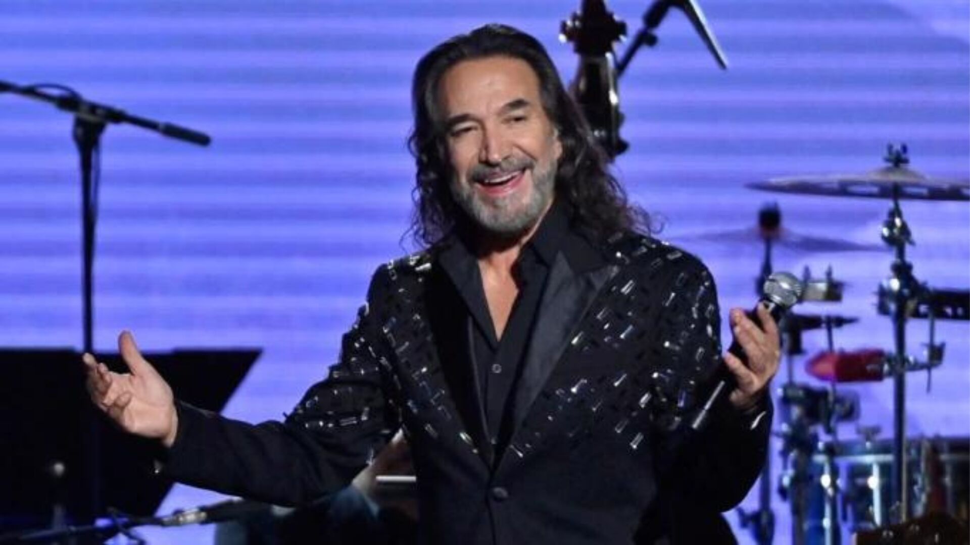 Marco Antonio Solis Dishes on His 2023 Solo Tour: There’s ‘Always Surprises’